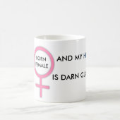 生まれる女性及び私の夫は非常に嬉しいです! コーヒーマグカップ (中央)