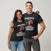 生まれ今はアメリカ人誇りを持ったの愛国だ Tシャツ (ユニセックス)