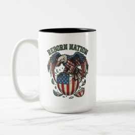 生まれ変わった自由の国 アメリカのワシが生み出す国旗の卵Tシャツ ツートーンマグカップ