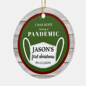 生まれ木と写真で赤と緑のパンデミック セラミックオーナメント (左)