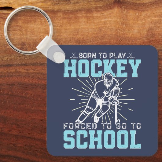 生まれ遊ホッケーで学校に行かされおもしろいる キーホルダー (正面)