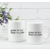 生まれ飛んで鉛に感動的する マグカップ