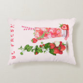 生ストロベリージュース飲料ピローカスタム文字 アクセントクッション (正面)