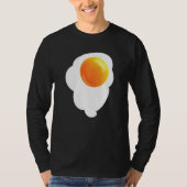 生卵 割れた 鶏卵 白身 卵黄 セラム Tシャツ (正面)
