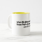 生命が与えるときレモンはあなたので投げますそれらを…. ツートーンマグカップ (正面左)