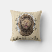 生命のよりよいLabradoodleの枕 クッション (正面)