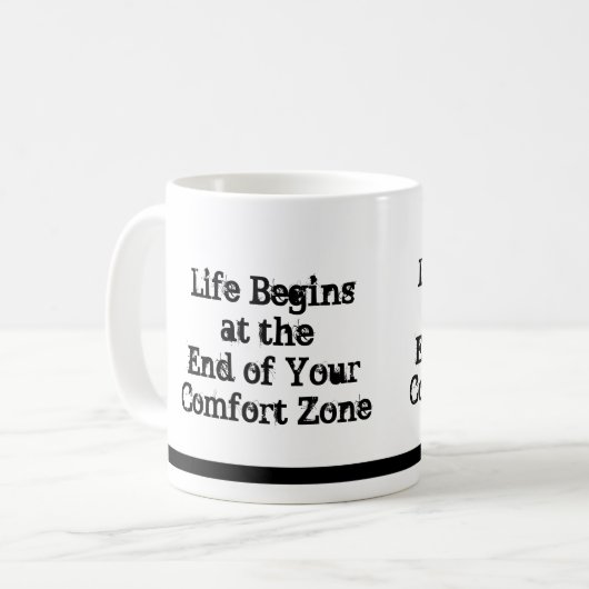 生命はあなたの心地よい地帯のマグの端に始まります コーヒーマグカップ (正面左)