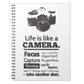 生命はカメラの引用文、グランジな黒のようです ノートブック (正面)