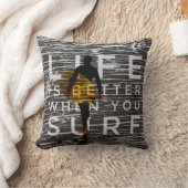 生命はサーフするときよりよい-鋼鉄灰色です クッション (ブランケット)