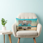 生命はビーチです: 航跡の地帯無し ランバークッション (椅子)