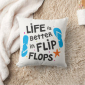 生命はビーチサンダルでよりよいです クッション (ブランケット)