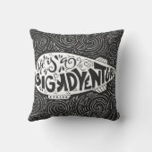 生命は大きい冒険です クッション (裏面)