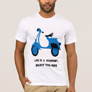 生命は旅行、楽しみます乗車のスクーターをです Tシャツ