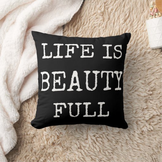 生命は美しいの全黒い単語の枕です クッション (ブランケット)