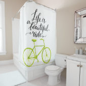 生命は美しい乗車のライムグリーンです シャワーカーテン (インサイチュ)
