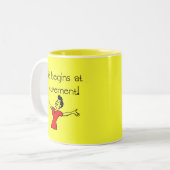 生命は退職で始まります! おもしろいのギフト ツートーンマグカップ (正面左)