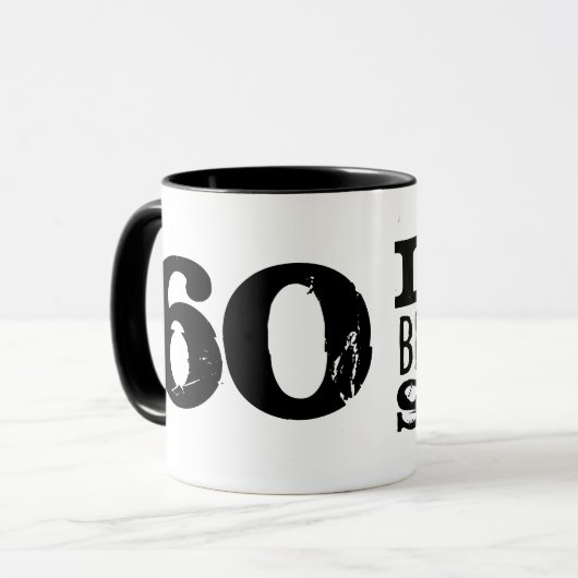生命は60おもしろいな第60誕生日のマグで始まります マグカップ (正面左)