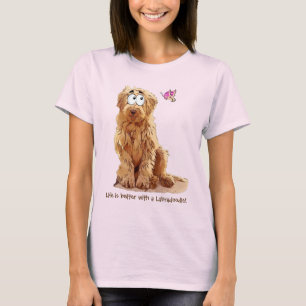 生命はLabradoodleとよりよいです Tシャツ