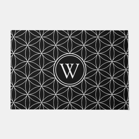 生命モノグラムの黒い及び白い花 ドアマット (正面)
