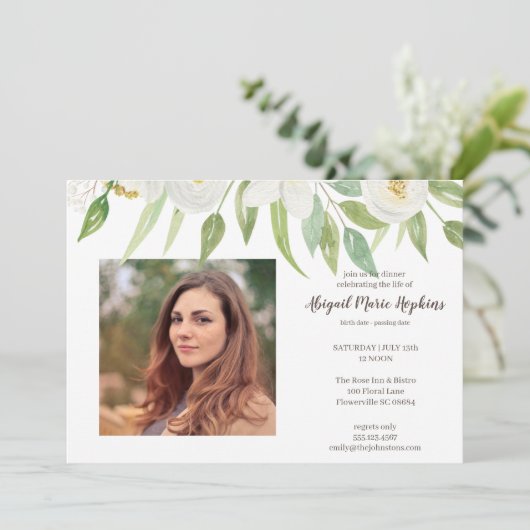 生命葬式の白い及び緑の花のお祝い サンキューカード (スタンド正面)