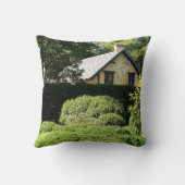 生垣の向こうに クッション (裏面)