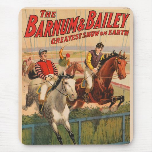 生垣を飛び越える馬のジョッキーのサーカスのポスター マウスパッド (正面)
