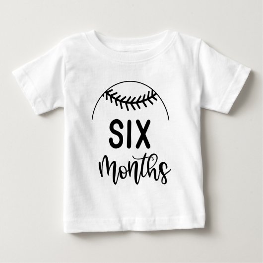 生後6ヶ月 野球好きベビーの成長記録に ベビーTシャツ (正面)