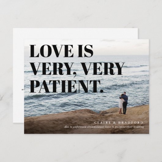 生意気はっきりしたなタイポグラフィ結婚ーの延期 案内ポストカード (正面/裏面)