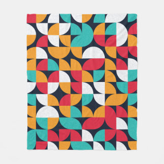 生成アート:カラフル三角形パターン フリースブランケット