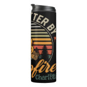 生活の向上：キャンプファイアグロー、屋外の平和 タンブラー (回転右)