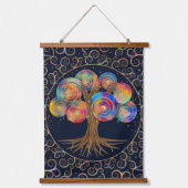 生活の3つ – カラフルらせん枝 吊り下げ型タペストリー (正面)