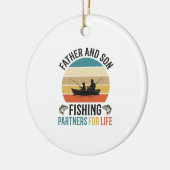 生涯の釣り仲間、父と息子のデザイン_1 セラミックオーナメント (左)