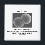 生物学専攻(Biology Science Division) マグネット<br><div class="desc">ことわざを持つこの分裂した胚と一緒にあなたの邪悪な生物学的な側面を示しなさいおもしろい: "生物学 – 乗算と分割が同じことを意味する唯一の科学"。生物学と細胞分裂の科学に誰でもプレゼント！</div>