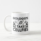 生物学者が地下室に入る コーヒーマグカップ (左)