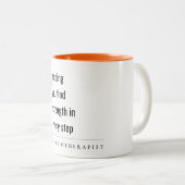 生理モダンミニマルやる気を起こさせる療法士の贈り物 ツートーンマグカップ (正面右)