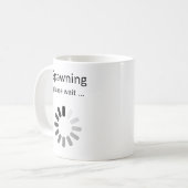 産卵お待ち – 妊娠ユーモア コーヒーマグカップ (正面左)