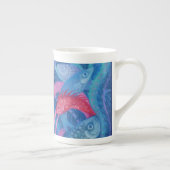 産卵、魚、ピンク&ブルー、水中 ボーンチャイナマグカップ (右)