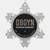 産婦人科パーソナライズされた産婦人科 スノーフレークピューターオーナメント (正面)