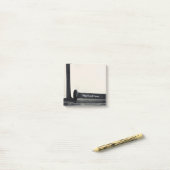 産業収芸術的集後備金 ポストイット (デスク上)