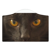 用心して下さい! ここに黒猫を来ます