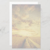 田畑を通る田舎の砂利道 便箋 (正面/裏面)