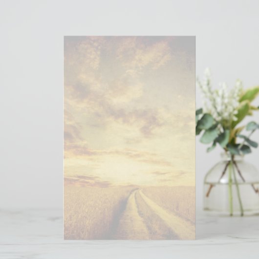 田畑を通る田舎の砂利道 便箋 (スタンド正面)