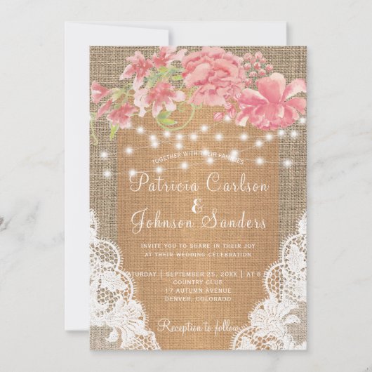 田舎のバーラップピンクの牡丹のライトとレース結婚の 招待状 (正面)