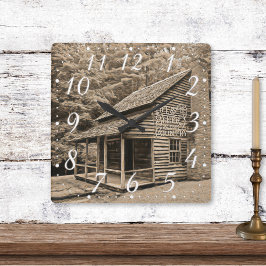 田舎の古い山の小屋で生活が良い スクエア壁時計