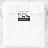 田舎の風景の中で馬を駆ける スクエアシール (バッグ)