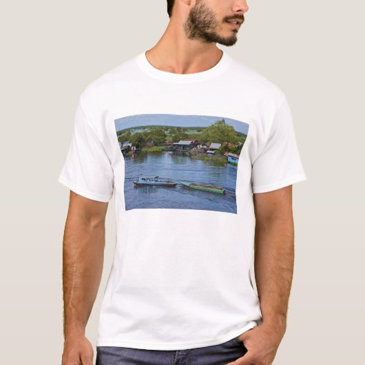 田舎の風景、トンルサップ湖、シェムリアップ、アンコール、 Tシャツ (正面)