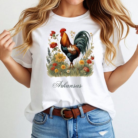 田舎家ニワトリの雄 鶏Tシャツ Tシャツ