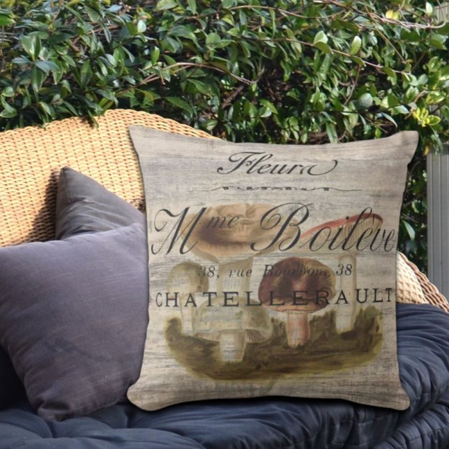 田舎田舎フランスのの童話の森のキノコ アウトドアクッション (french country rustic fairytale woodland mushroom outdoor pillow)