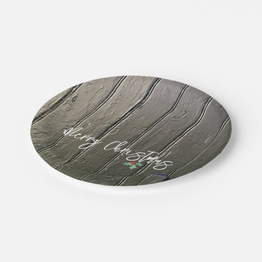 田舎風のクリスマスツリー ホリー・ブラックの納屋のドア ペーパープレート (アングル)