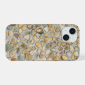 田舎風の小石石積みウォール iPhone 15ケース (裏面横)